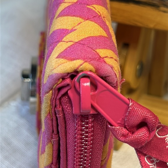 Vera Bradley large turn lock wallet - Picture 11 of 13